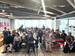 ICT Watch dan Meta Indonesia Gelar Pelatihan Literasi AI Ramah Disabilitas