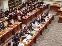 Jaksa Agung Jamin Setop Kasus Guru Cukur Rambut Siswa Jadi Tersangka di Jambi