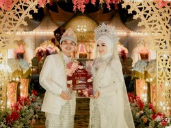 Viral Pernikahan dengan Mahar 10 Gram Logam Mulia dan 100 Lot Saham Astra