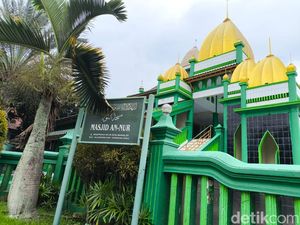 Menilik Jejak-Napas Kemanusiaan Jemaat Ahmadiyah di Manislor Kuningan