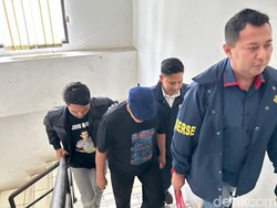 8 Fakta Guru Bejat Cabuli Belasan Siswa SD di Serpong