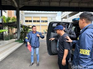 Polisi Tangkap Oknum Guru Cabuli Belasan Siswa SDN di Tangsel