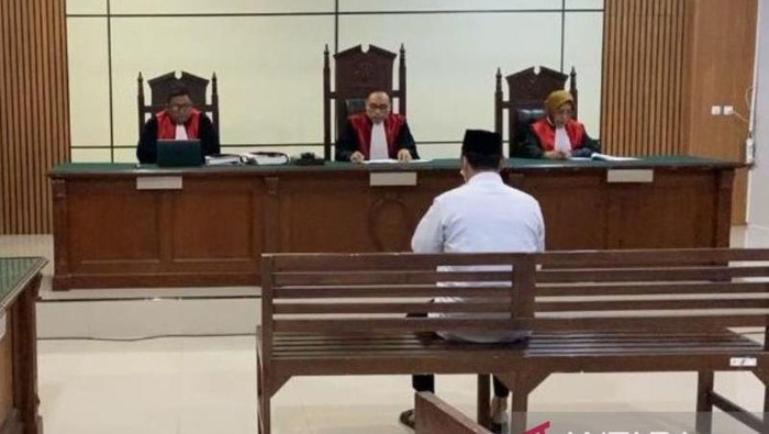 Anggota DPRD Kudus Divonis Kerja Sosial 60 Jam