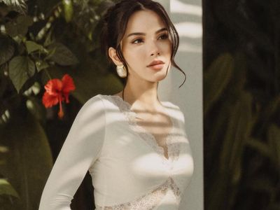 Pesona Alyssa Daguise yang Lagi Hamil 6 Bulan