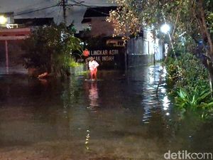 Banjir Setinggi Paha Orang Dewasa Rendam Jempong Baru Mataram