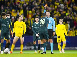 Man City Lagi Nggak Konsisten