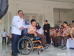 Pramono Tambah 32 Bus Sekolah Ramah Disabilitas, Layani 41 Ribu Siswa