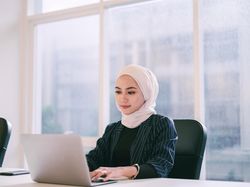 Kedudukan Perempuan dalam Islam Menurut Al-Quran