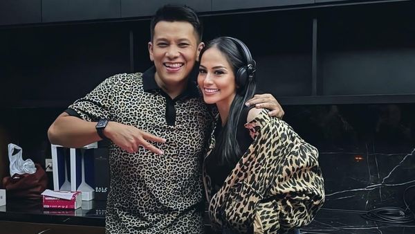 Jessica Juliantiano Full Of Love ke Boris Bokir
