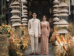 7 Potret Lamaran El Rumi dan Syifa Hadju, Kental Nuansa Romantis dan Hangat