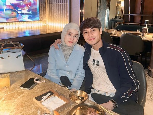 Romantis! Ini Momen Lesti dan Rizky Billar Ngopi hingga Cicip Durian