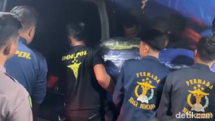 Jenazah KKP Deden Maulana korban ATR 42-500 teridentifikasi