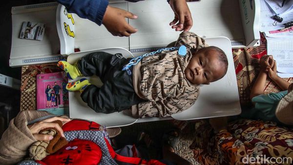 Posyandu Perkuat Pemantauan Kesehatan Balita di Permukiman Padat