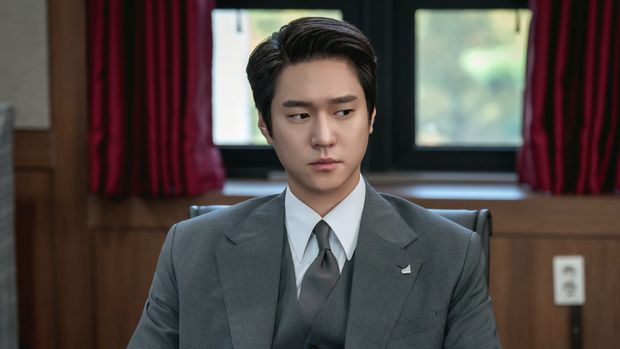 Undercover Miss Hong menjadi drama aksi-komedi Korea terbaru yang mempertemukan Park Shin-hye dengan Go Kyung-pyo.