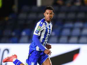 Chelsea, MU, dan Liverpool Rebutan Bocah 17 Tahun Ini