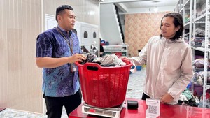Dari Es Buah, Warga Tanah Karo Sukses Buka Usaha Laundry Express Berkat KUR