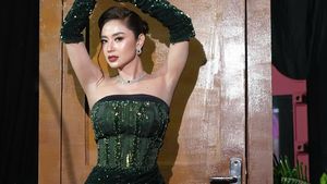 Dewi Perssik Terbuka Kenalan Sama Virgoun, Buat Jadi Pasangan Gak Dulu