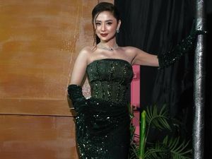 Momen Dewi Perssik Murka ke Akun FB Palsu yang Catut Namanya