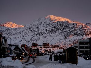 Trump Ngotot Bangun Golden Dome di Greenland, Pakar Skeptis