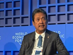 Trenggono Serukan Pemulihan Ekosistem Laut Bersama di WEF 2026