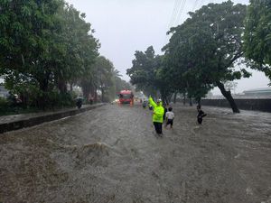 Video: Pemprov Jakarta Bolehkan Siswa Belajar di Rumah Imbas Cuaca Ekstrem