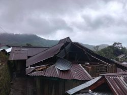 Dua Hari Diterjang Angin Kencang, 10 Rumah di Flores Timur Rusak