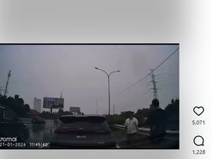 Viral BYD Atto 1 Motong Lajur, Diklakson Panjang Nggak Terima Malah Mukul