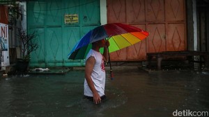 Waspada Cuaca Ekstrem Masih Mengintai