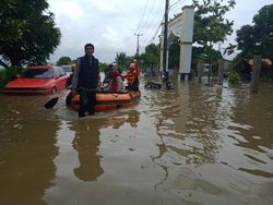 51 Desa di Kabupaten Bekasi Banjir, Tinggi Air di Sukawangi Capai 130 Cm