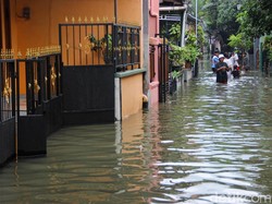 5 Hal yang Wajib Dilakukan saat Rumah Kebanjiran biar Listrik Nggak Korslet