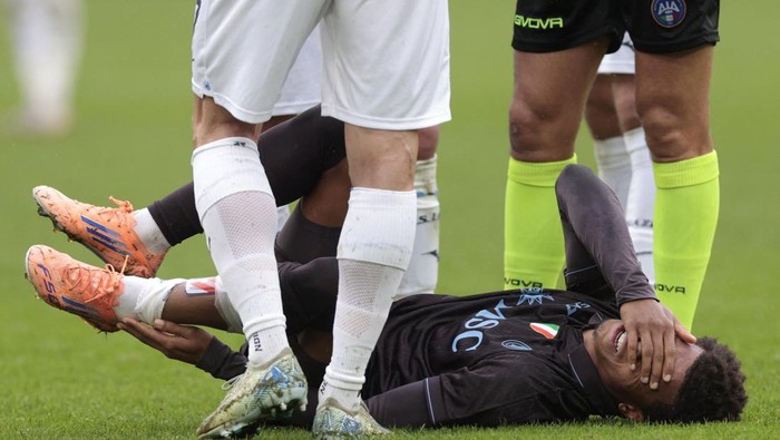 Badai Cedera Napoli Belum Usai, Giliran David Neres