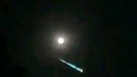 Heboh Benda Bercahaya Diduga Meteor di Langit Cianjur