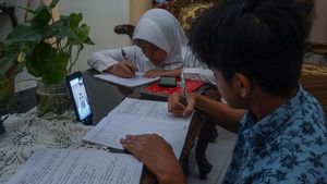 PJJ Sekolah di Jakarta Imbas Cuaca Ekstrem