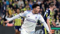 Aston Villa menang 20 kali dari 25 laga terakhirnya di seluruh kompetisi. Sisanya empat kali kalah dan sekali imbang (REUTERS/Umit Bektas)