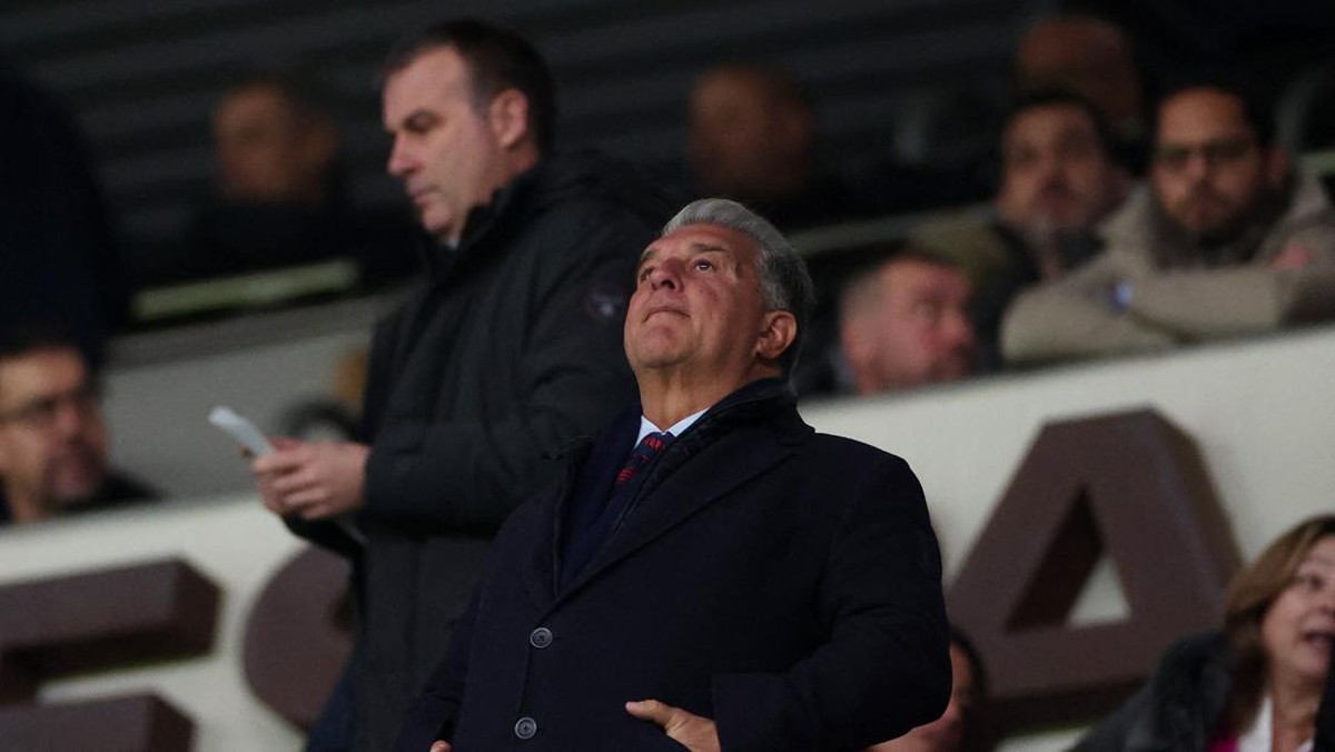 Joan Laporta bakal ikut pilpres Barcelona bulan Maret (REUTERS/Bruna Casas)