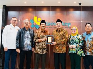 Kemensos-Kemenkop Teken MoU Pemberdayaan Penerima Bansos Lewat KDMP