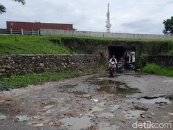 DPRD Sebut Medan Utara Seolah Dianaktirikan, Ada Jalan Rusak Tak Tersentuh