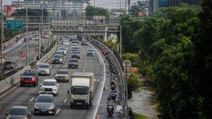 Banjir Jakarta Paksa Motor Masuk Tol