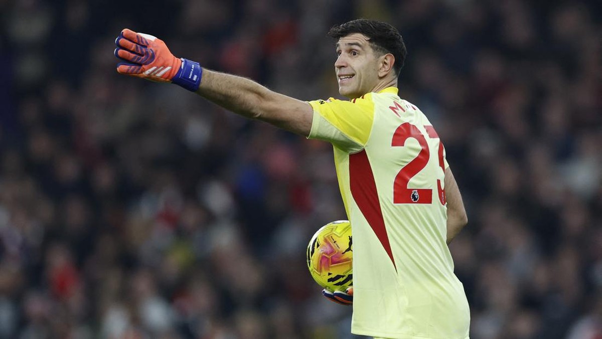 Emiiliano Martinez diminat Inter Milan (Action Images via Reuters/Peter Cziborra)