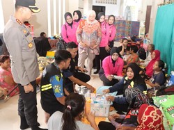 Perumahan di Periuk Tangerang Terendam Banjir, Polisi Kirim Bantuan