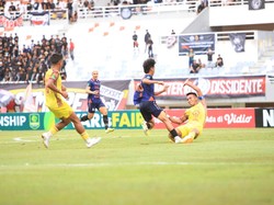 Sumsel United Libas Sriwijaya FC 0-5, Cabral Hatrrick