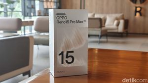Unboxing Oppo Reno15 Pro Max: HP Rp 13 Juta, Selfie 50 MP Bikin Melirik