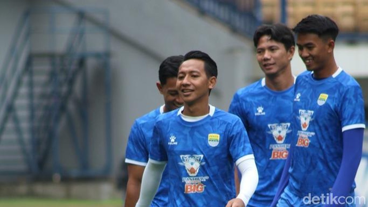 Ilustrasi latihan pemain Persib. Foto: Muhammad Satria N/detikJabar