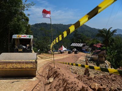 Akses Jalan Lintas Sumatera Tarutung - Sibolga Kembali Terhubung, Dibuka untuk Warga Lokal