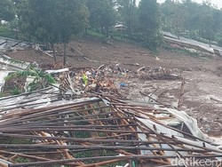 6 Orang Tewas Akibat Longsor di Cisarua Bandung Barat, 84 Masih Hilang