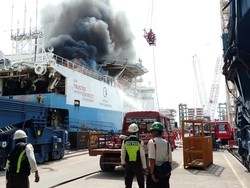 Kebakaran Kapal Kembali Terjadi di Galangan PT ASL Shipyard Batam