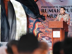 Fadli Zon Resmikan Rumah Puisi Taufiq Ismail-Museum Sastra Indonesia