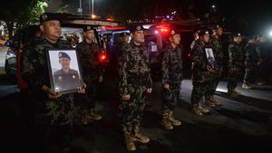 Suasana Haru Iringi Kedatangan Jenazah Korban ATR 42-500 di Soetta