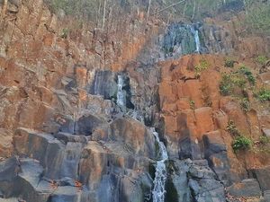 Turis Asal Jakarta Terjatuh di Air Terjun Cunca Jami