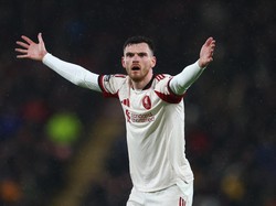 Robertson Tidak Jadi ke Tottenham?